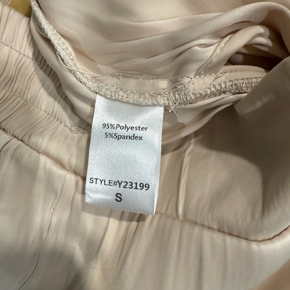 VANILLA DEL SOL Cream Wide Leg Palazzo  Pants with Elegant Flowy Design - Picture 11 of 12